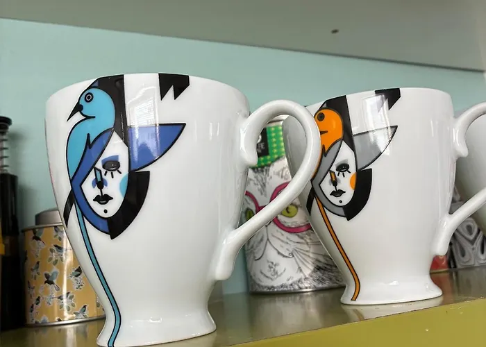 Atmospheric With A View Of The * Бытом